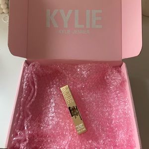 Kylie Cosmetics 24k Gold Lip Serum